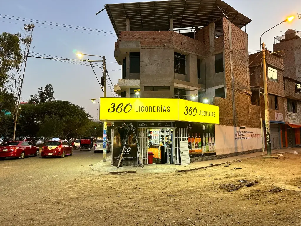 letrero luminoso de lona translúcida y vinil