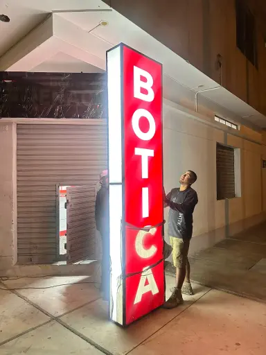 Letreros luminosos para boticas